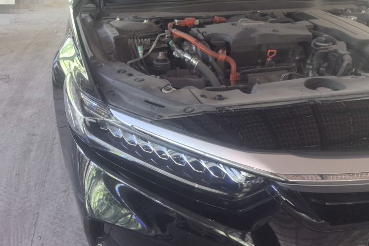 Used Honda Inspire 2022 Xing·Hybrid 2.0L Pure Edition Engine Bay Right