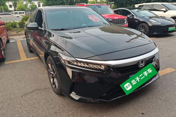Used Honda Inspire 2022 260TURBO Elegant Edition Front Right 45 Deg