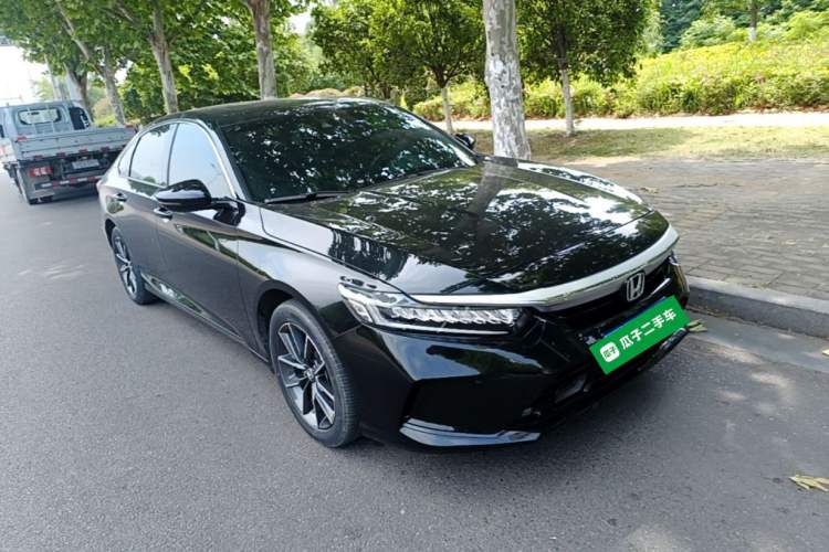 Used Honda Inspire 2022 260TURBO Elegant Edition Front Right 45 Deg