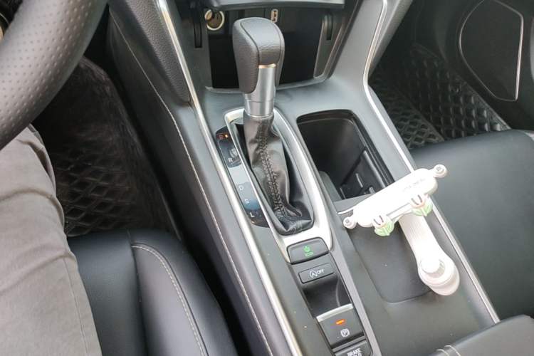 Used Honda Inspire 2022 260TURBO Elegant Edition Gear Lever