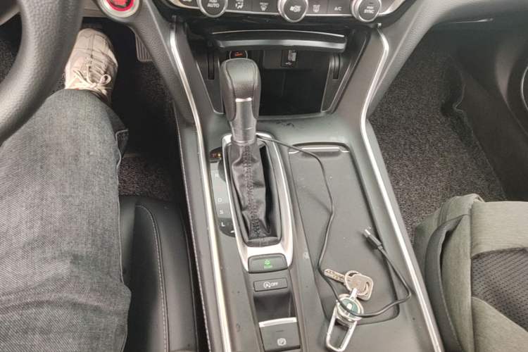 Used Honda Inspire 2022 260TURBO Elegant Edition Gear Lever