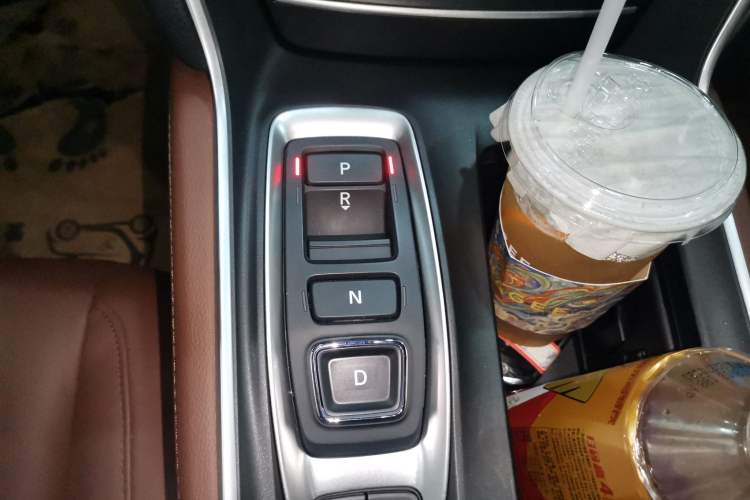 Used Honda Inspire 2022 Lingpai Hybrid 2.0L Pure Elegant Edition Gear Lever