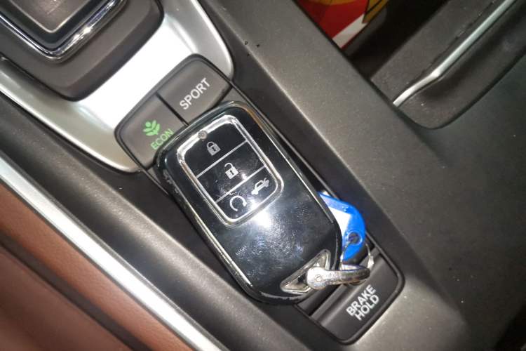 Used Honda Inspire 2022 Lingpai Hybrid 2.0L Pure Elegant Edition Interior 1