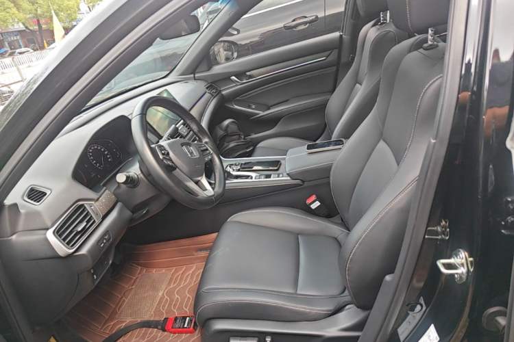 Used Honda Inspire 2022 260TURBO Elegant Edition Left Front Seat