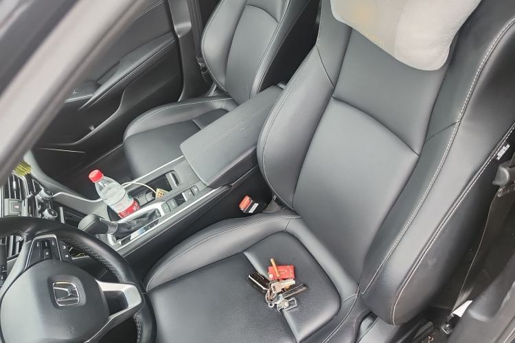 Used Honda Inspire 2022 260TURBO Elegant Edition Left Front Seat