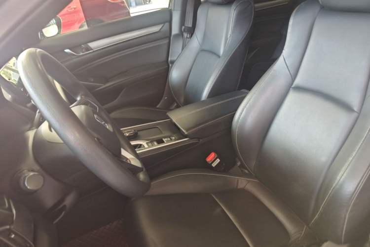 Used Honda Inspire 2022 260TURBO Elegant Edition Left Front Seat