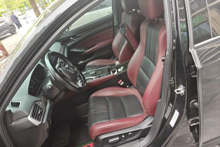 Used Honda Inspire 2022 Xing·Hybrid 2.0L Pure Edition Left Front Seat