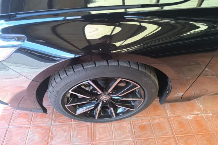 Used Honda Inspire 2022 260TURBO Elegant Edition Left Front Wheel Hub