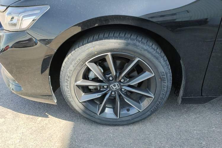 Used Honda Inspire 2022 260TURBO Elegant Edition Left Front Wheel Hub