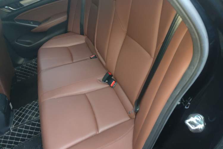 Used Honda Inspire 2022 Rui Hybrid 2.0L Jingzhi Edition Left Rear Seat