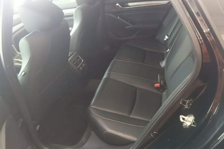 Used Honda Inspire 2022 260TURBO Elegant Edition Left Rear Seat