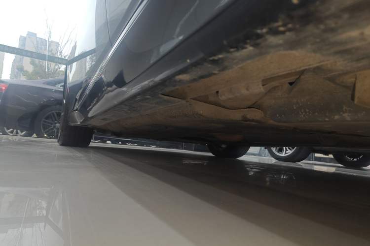 Used Honda Inspire 2022 260TURBO Elegant Edition Left Side Sill