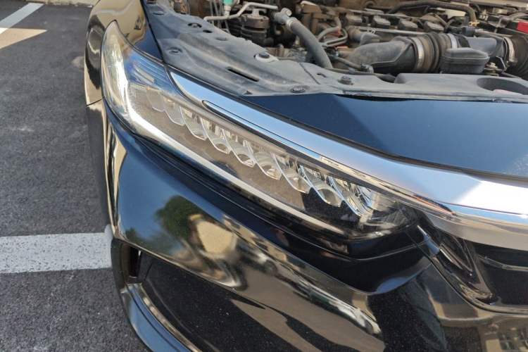 Used Honda Inspire 2022 260TURBO Elegant Edition Right Front Headlight