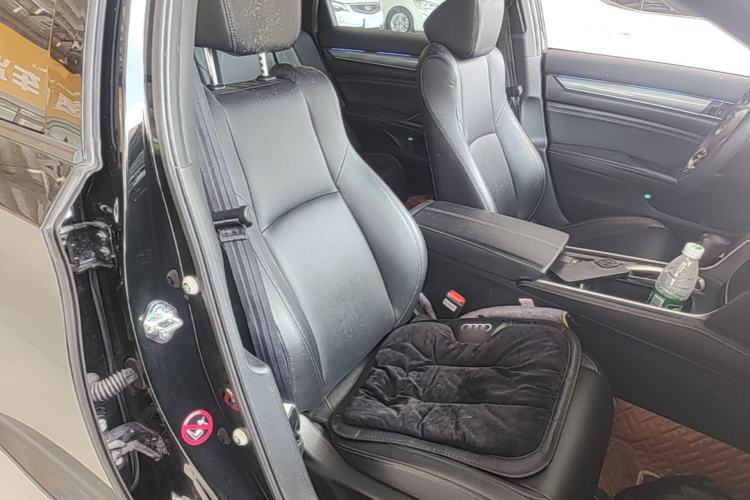 Used Honda Inspire 2022 260TURBO Elegant Edition Right Front Seat