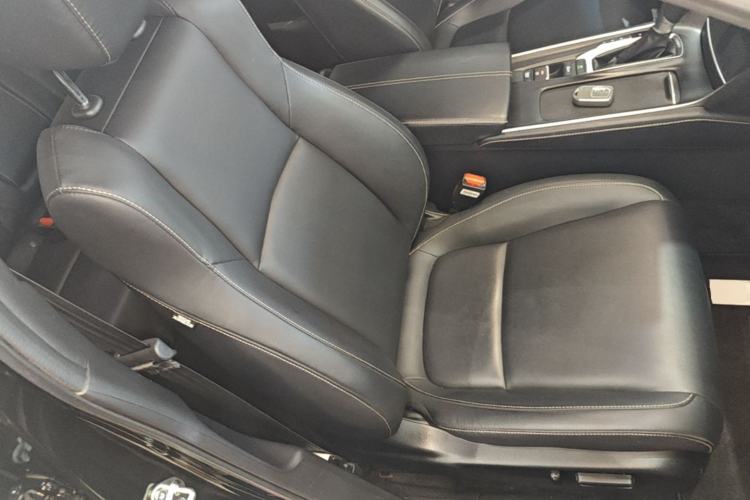 Used Honda Inspire 2022 260TURBO Elegant Edition Right Front Seat