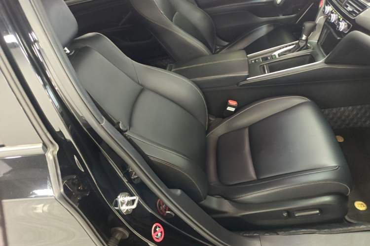 Used Honda Inspire 2022 260TURBO Elegant Edition Right Front Seat