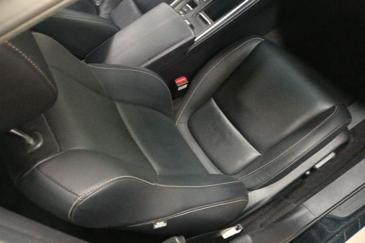 Used Honda Inspire 2022 260TURBO Elegant Edition Right Front Seat