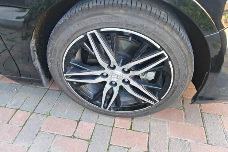 Used Honda Inspire 2022 Xing·Hybrid 2.0L Pure Edition Right Front Wheel Hub