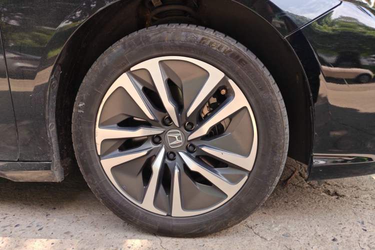 Used Honda Inspire 2022 Lingpai Hybrid 2.0L Pure Elegant Edition Right Front Wheel Hub