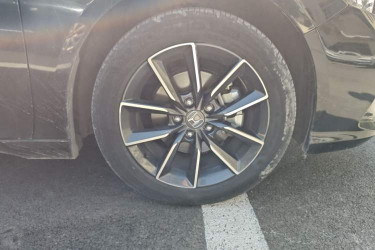 Used Honda Inspire 2022 260TURBO Elegant Edition Right Front Wheel Hub