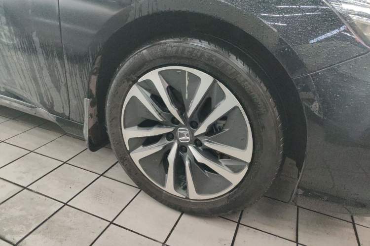 Used Honda Inspire 2022 Lingpai Hybrid 2.0L Pure Elegant Edition Right Front Wheel Hub