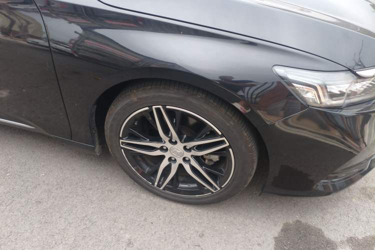 Used Honda Inspire 2022 Xing·Hybrid 2.0L Pure Edition Right Front Wheel Hub
