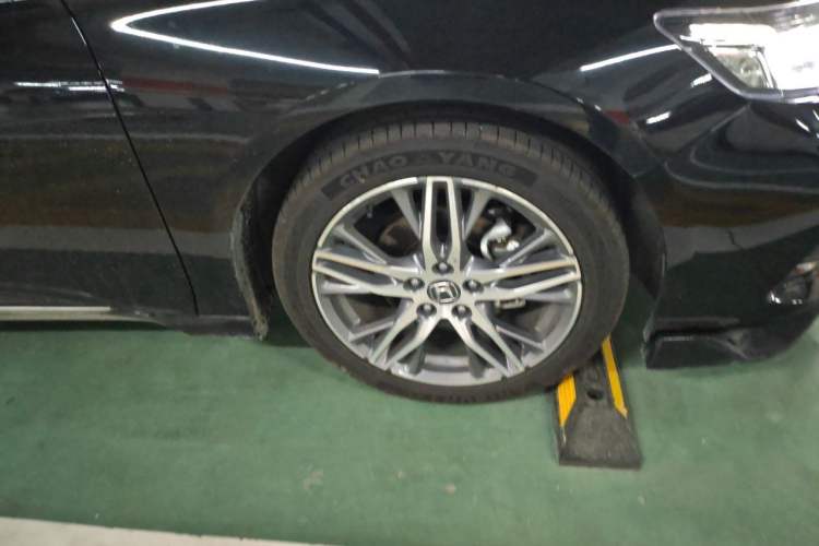 Used Honda Inspire 2022 260TURBO Elegant Edition Right Front Wheel Hub