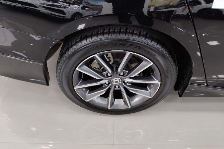 Used Honda Inspire 2022 260TURBO Elegant Edition Right Rear Wheel Hub