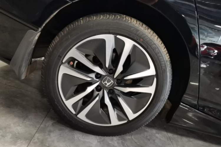 Used Honda Inspire 2022 Lingpai Hybrid 2.0L Pure Elegant Edition Right Rear Wheel Hub