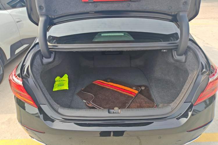 Used Honda Inspire 2022 260TURBO Jingyue Version Trunk