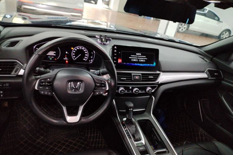 Used Honda Inspire 2022 260TURBO Elegant Edition Center Console
