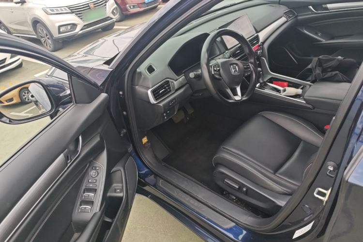 Used Honda Inspire 2022 260TURBO Elegant Edition Driver Seat