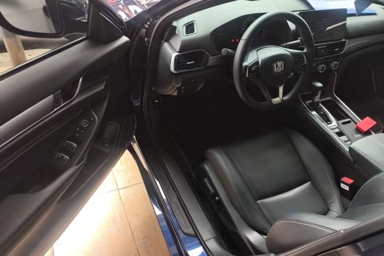 Used Honda Inspire 2022 260TURBO Elegant Edition Driver Seat