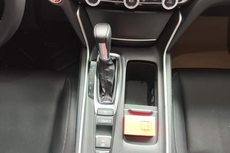 Used Honda Inspire 2022 260TURBO Elegant Edition Gear Lever