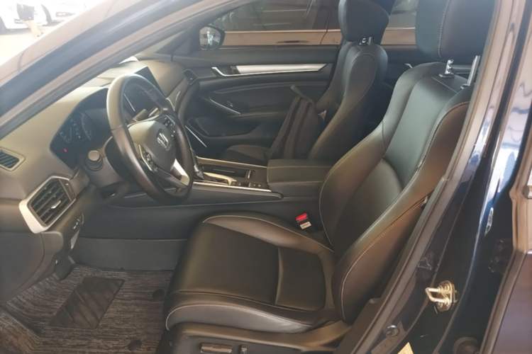 Used Honda Inspire 2022 260TURBO Elegant Edition Left Front Seat