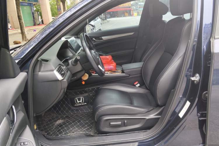 Used Honda Inspire 2022 260TURBO Elegant Edition Left Front Seat
