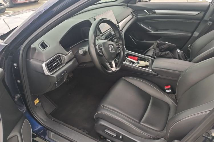 Used Honda Inspire 2022 260TURBO Elegant Edition Left Front Seat
