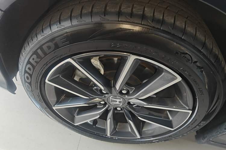 Used Honda Inspire 2022 260TURBO Elegant Edition Left Front Wheel Hub