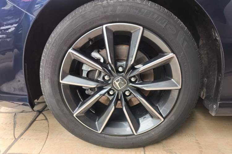 Used Honda Inspire 2022 260TURBO Elegant Edition Left Front Wheel Hub