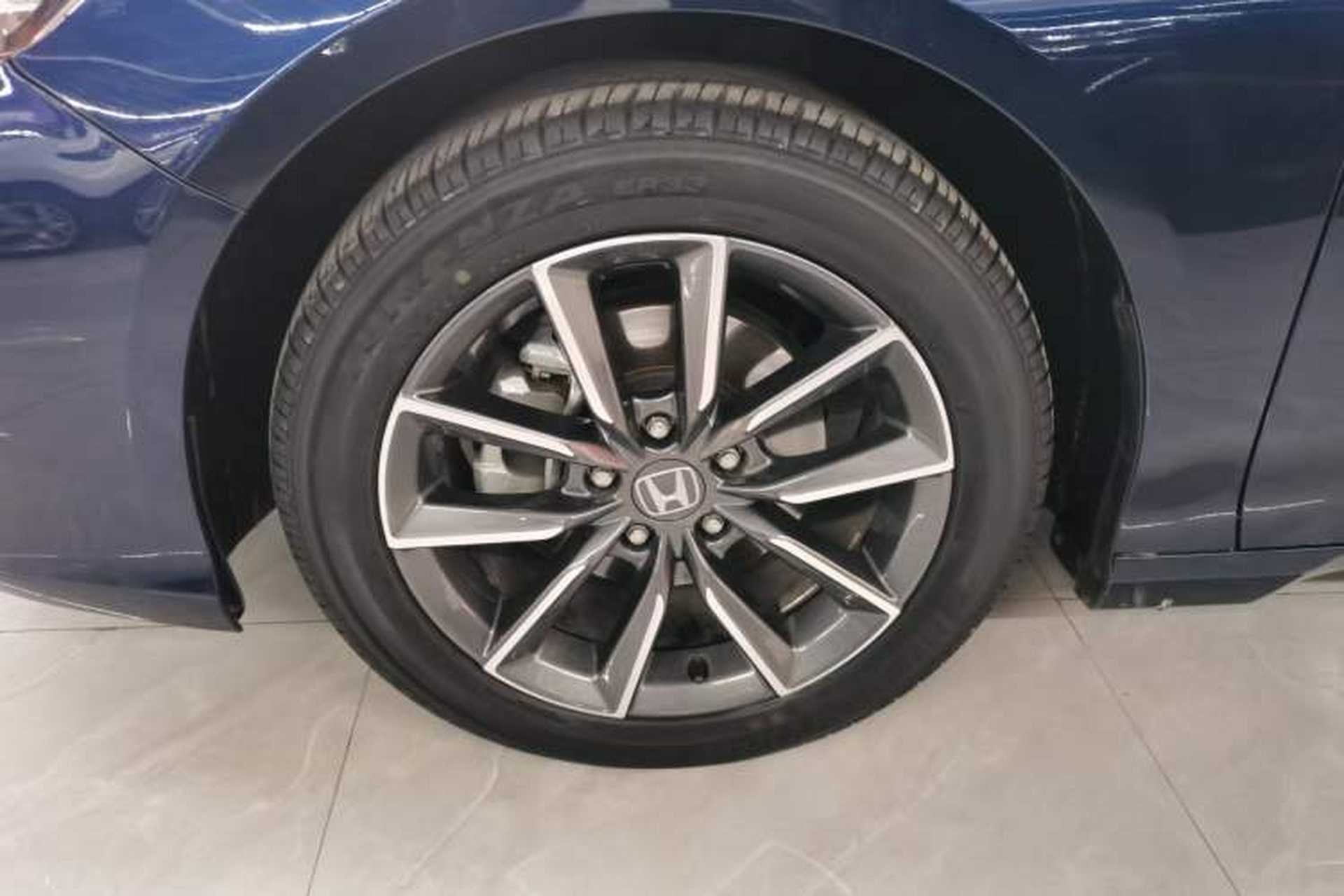 Used Honda Inspire 2022 260TURBO Elegant Edition Left Front Wheel Hub