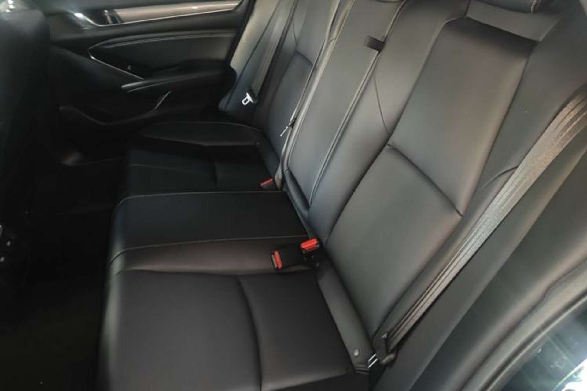 Used Honda Inspire 2022 260TURBO Elegant Edition Left Rear Seat