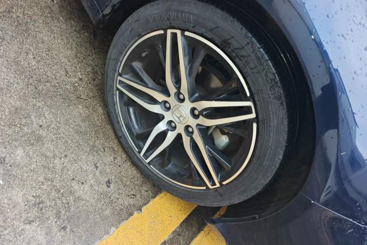 Used Honda Inspire 2022 260TURBO Jingyue Version Right Front Wheel Hub