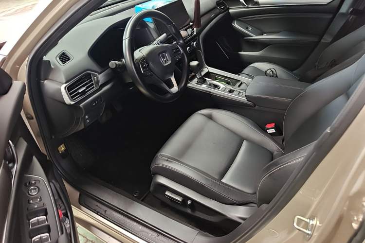 Used Honda Inspire 2022 260TURBO Elegant Edition Driver Seat
