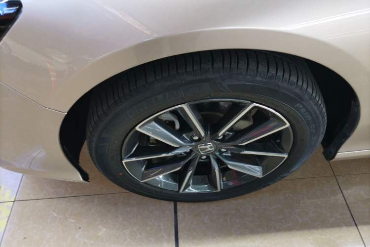 Used Honda Inspire 2022 260TURBO Elegant Edition Left Front Wheel Hub