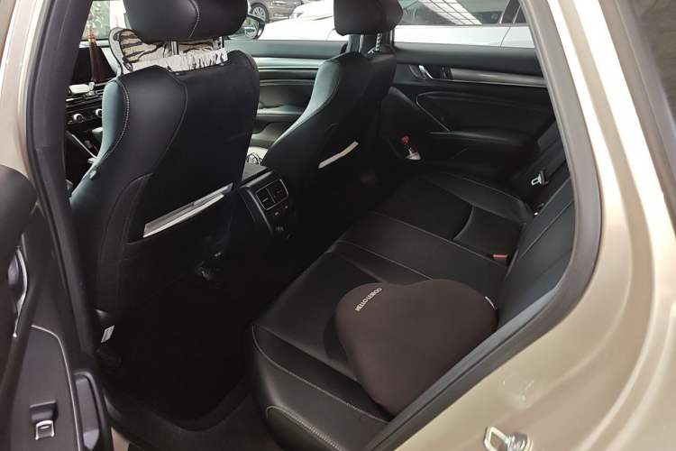 Used Honda Inspire 2022 260TURBO Elegant Edition Left Rear Seat