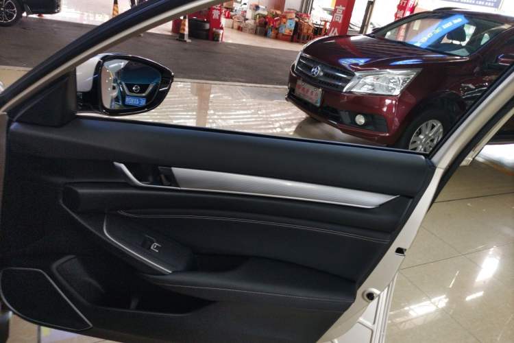 Used Honda Inspire 2022 260TURBO Elegant Edition Right Front Door Interior