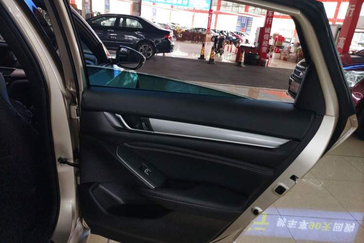 Used Honda Inspire 2022 260TURBO Elegant Edition Right Rear Door Interior