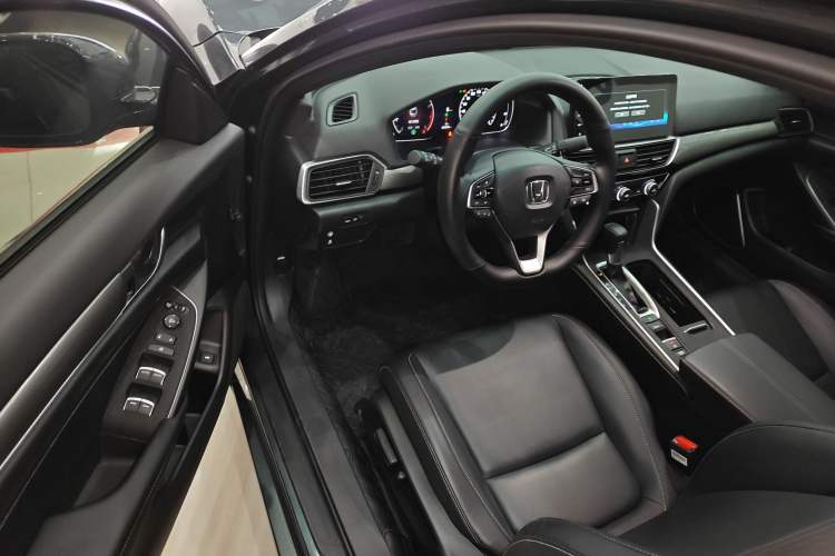 Used Honda Inspire 2022 260TURBO Elegant Edition Driver Seat