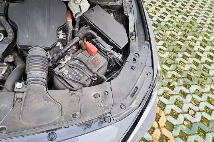 Used Honda Inspire 2022 Lingpai Hybrid 2.0L Pure Elegant Edition Engine Bay Left