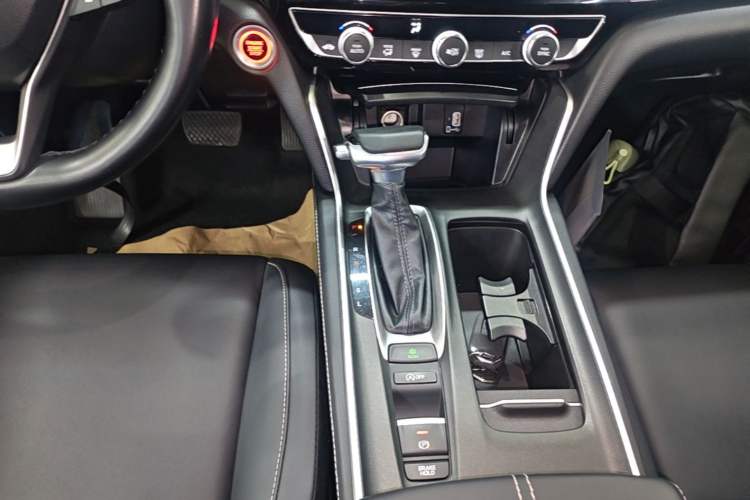 Used Honda Inspire 2022 260TURBO Elegant Edition Gear Lever
